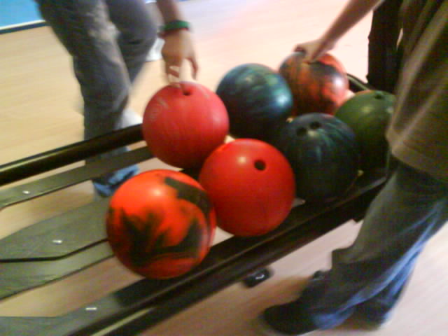 Bowling gule